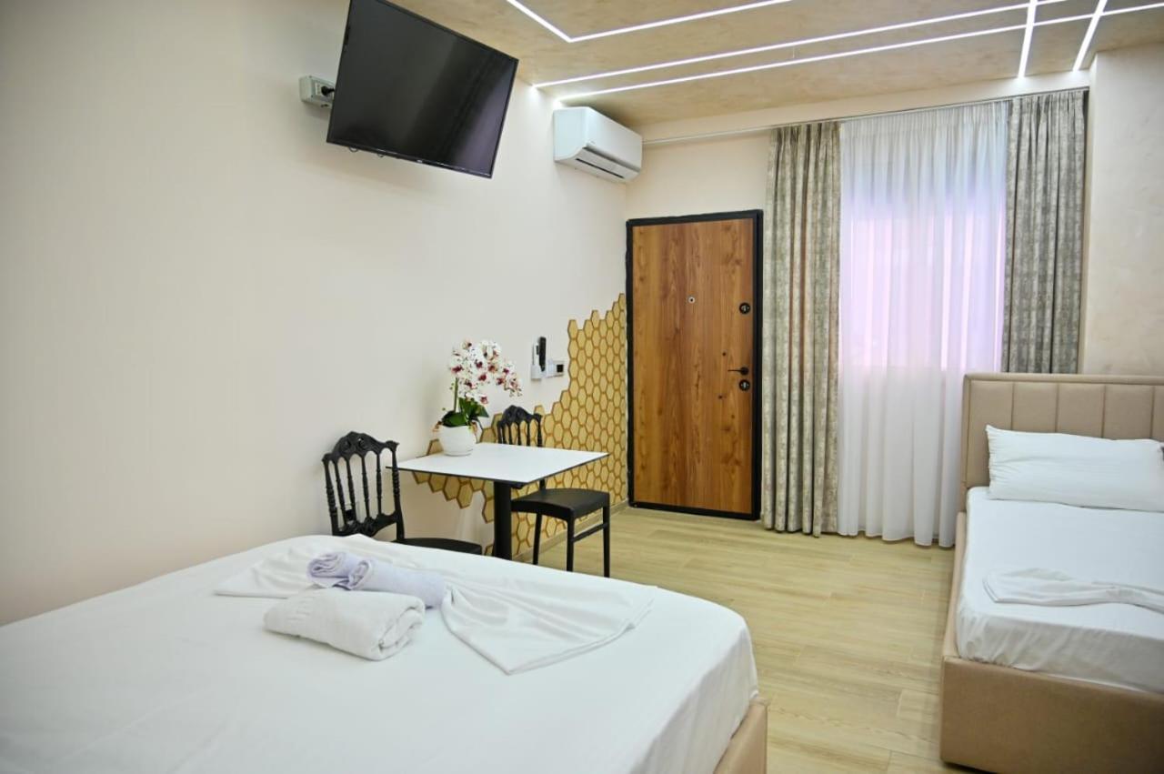 Andi Apartments Durrës Exterior foto