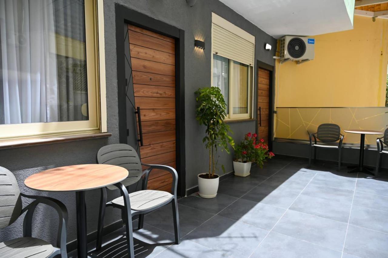 Andi Apartments Durrës Exterior foto